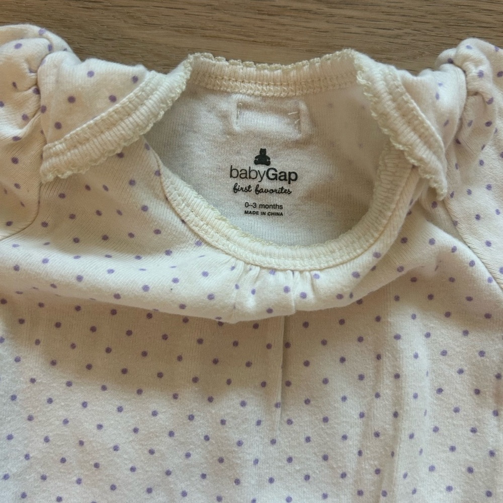 American Apparel/Baby Gap 3 Onesies - Picture 9 of 9